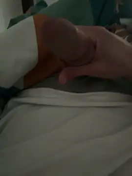 Snapshot of groschibre40100 chatting on 03/10/26, 12:04 groschibre40100 online show from 03/10/26, 12:04