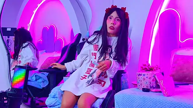 BunnySexyy18 online show from 06/05/26, 03:24