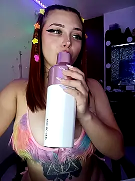 Snapshot of Ema_goddess chatting on 03/10/26, 06:02 Ema goddess online show from 03/10/26, 06:02