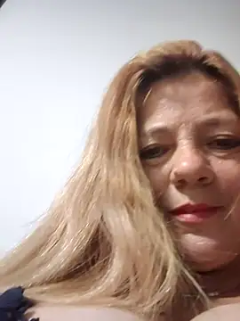 karlaanqui1 online show from 04/27/26, 10:13