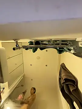 Snapshot of VenusEliteCo chatting on 11/11/25, 12:05 VenusEliteCo online show from 11/11/25, 12:05