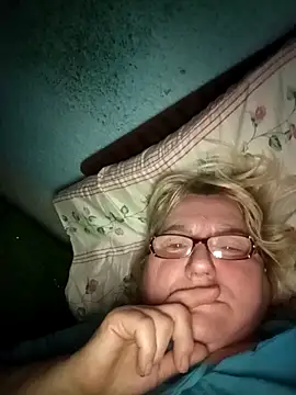 MilaTamila456 online show from 12/02/25, 03:01