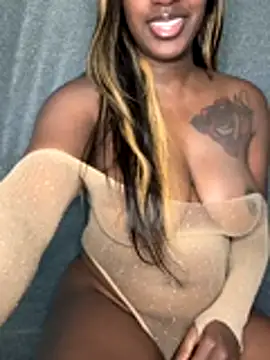 ToyaThick online show from 11/30/25, 05:28