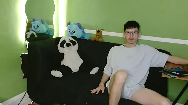 Snapshot of Kurt_williams1 chatting on 02/12/26, 11:05 Kurt williams1 online show from 02/12/26, 11:05