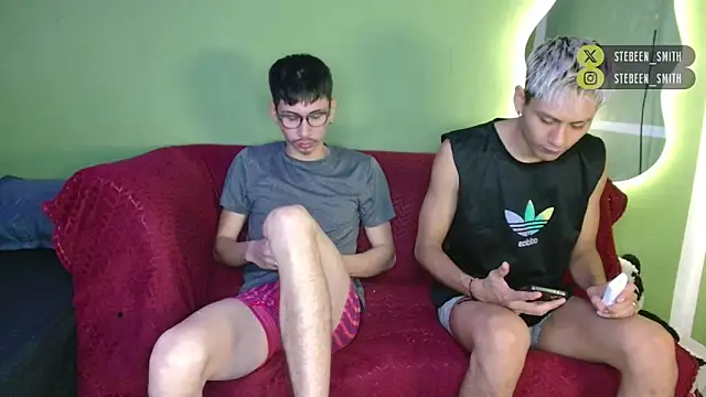 Snapshot of Kurt_williams1 chatting on 02/18/26, 12:01 Kurt williams1 online show from 02/18/26, 12:01