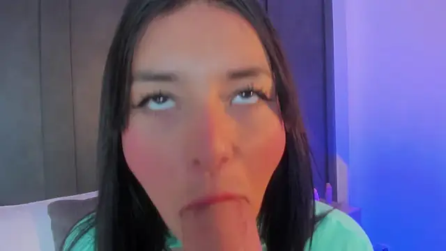 Snapshot of alissongirl_ chatting on 02/20/26, 07:14 alissongirl online show from 02/20/26, 07:14