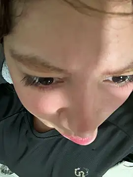 Snapshot of latinahorny11 chatting on 02/12/26, 02:06 latinahorny11 online show from 02/12/26, 02:06