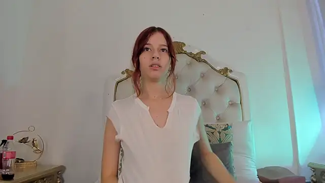 Snapshot of scarlett_smith_3 chatting on 04/08/26, 02:50 scarlett smith 3 online show from 04/08/26, 02:50