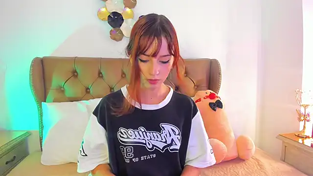 scarlett smith 3 online show from 06/18/26, 02:34