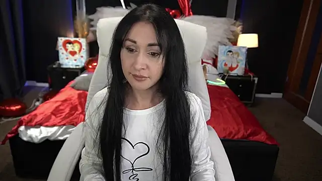 Snapshot of CarolinaaFoxyyy chatting on 02/15/26, 01:31 CarolinaaFoxyyy online show from 02/15/26, 01:31