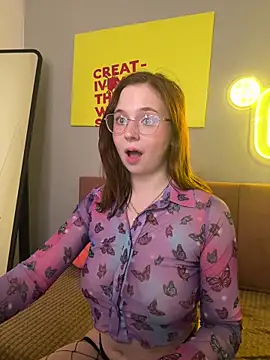 Snapshot of Erica_Nelson chatting on 11/23/25, 01:38 Erica Nelson online show from 11/23/25, 01:38