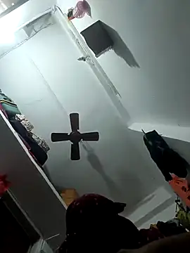 Snapshot of saniya24824 chatting on 04/06/26, 05:14 saniya24824 online show from 04/06/26, 05:14