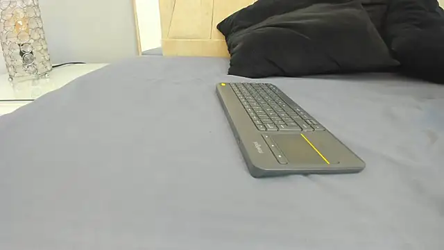 Snapshot of Ashton__Montana chatting on 11/24/25, 07:57 Ashton Montana online show from 11/24/25, 07:57