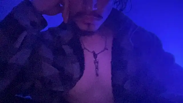 Snapshot of TryMeOrDontLol chatting on 11/09/25, 10:46 TryMeOrDontLol online show from 11/09/25, 10:46