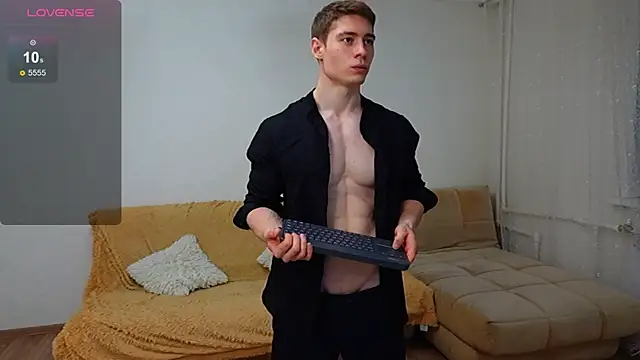 Snapshot of Kevin_geo_ chatting on 11/21/25, 04:05 Kevin geo online show from 11/21/25, 04:05