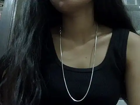 Snapshot of SEXY_PRIYA83 chatting on 04/11/26, 04:33 SEXY PRIYA83 online show from 04/11/26, 04:33