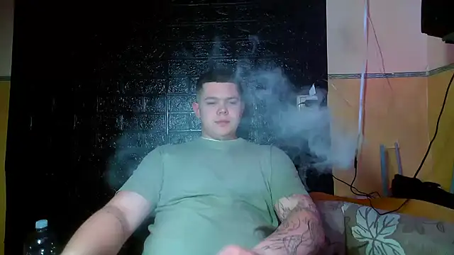 Snapshot of CuteButNaughty_ chatting on 02/12/26, 10:16 CuteButNaughty online show from 02/12/26, 10:16