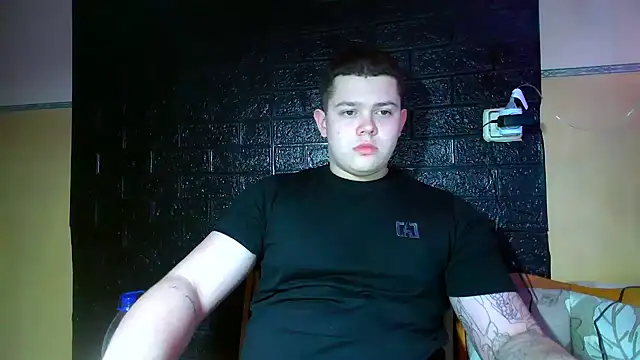 Snapshot of CuteButNaughty_ chatting on 02/22/26, 07:34 CuteButNaughty online show from 02/22/26, 07:34