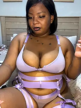 Snapshot of Exxoticaa chatting on 11/19/25, 07:36 Exxoticaa online show from 11/19/25, 07:36