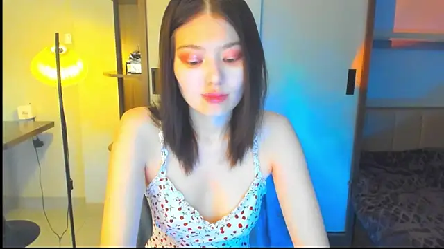 Snapshot of HopeLovely chatting on 03/05/26, 09:38 HopeLovely online show from 03/05/26, 09:38