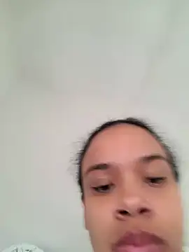 kyliecastell online show from 11/21/25, 02:27