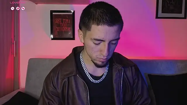 Snapshot of AresMassimoX chatting on 01/16/26, 03:38 AresMassimoX online show from 01/16/26, 03:38