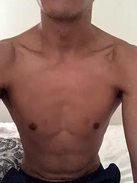 Snapshot of kimbrad chatting on 11/10/25, 04:11 kimbrad online show from 11/10/25, 04:11