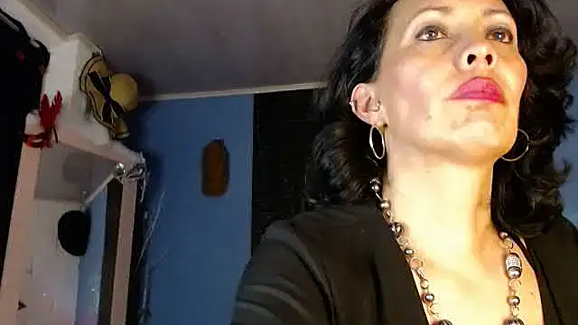 Jhanne Cherry  online show from 04/30/26, 05:03