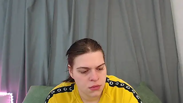 Snapshot of Dona_Mafia chatting on 11/27/25, 11:29 Dona Mafia online show from 11/27/25, 11:29