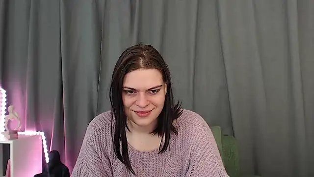 Snapshot of Dona_Mafia chatting on 11/29/25, 11:52 Dona Mafia online show from 11/29/25, 11:52