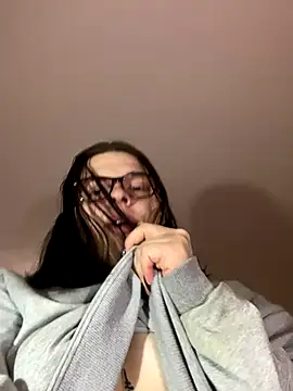 Snapshot of Dona_Mafia chatting on 12/14/25, 10:25 Dona Mafia online show from 12/14/25, 10:25