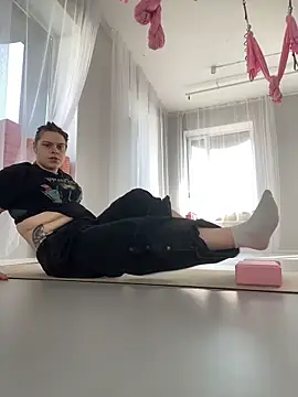 Snapshot of Dona_Mafia chatting on 03/16/26, 05:44 Dona Mafia online show from 03/16/26, 05:44