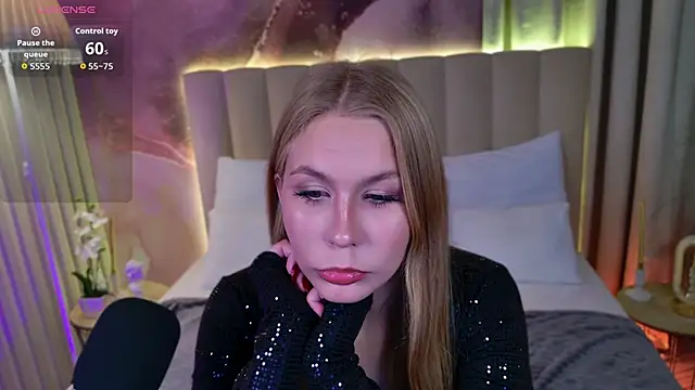 Snapshot of Rosa_Evans chatting on 11/16/25, 06:35 Rosa Evans online show from 11/16/25, 06:35