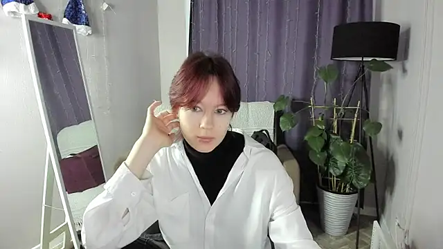 Snapshot of Annie_Way chatting on 01/13/26, 04:40 Annie Way online show from 01/13/26, 04:40