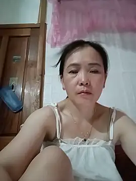 Feeling-hot online show from 05/28/26, 07:05