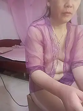 Feeling-hot online show from 06/16/26, 04:09
