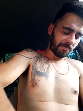 Snapshot of willgol1999 chatting on 11/10/25, 08:41 willgol1999 online show from 11/10/25, 08:41