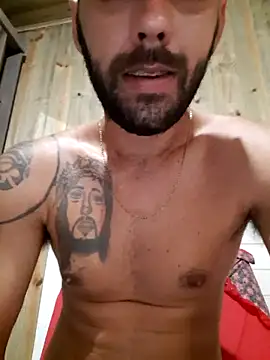 Snapshot of willgol1999 chatting on 11/15/25, 11:18 willgol1999 online show from 11/15/25, 11:18