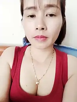 Swan-white123 online show from 12/20/25, 05:14