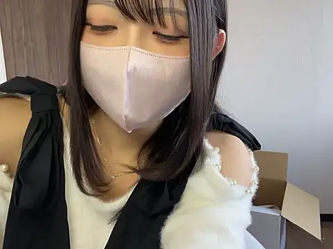 Snapshot of amu_nyan_cute chatting on 11/15/25, 04:54 amu nyan cute online show from 11/15/25, 04:54