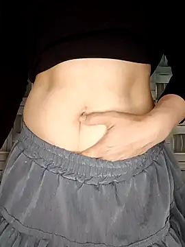 thuy-kieu online show from 03/09/26, 08:46