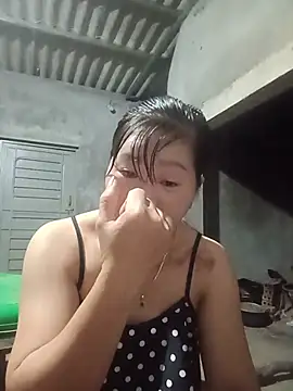 Snapshot of vangkt-cute chatting on 07/13/26, 09:17 vangkt-cute online show from 07/13/26, 09:17