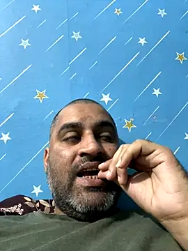 arjunforyou4 online show from 11/23/25, 09:31