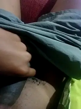 Snapshot of Ldik chatting on 12/18/25, 08:48 Ldik online show from 12/18/25, 08:48