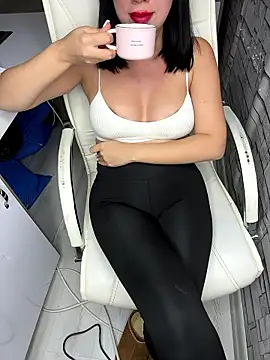 Snapshot of esmerbebek777 chatting on 01/12/26, 04:34 esmerbebek777 online show from 01/12/26, 04:34