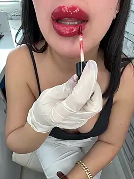 Snapshot of esmerbebek777 chatting on 02/10/26, 01:48 esmerbebek777 online show from 02/10/26, 01:48