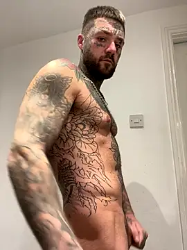 Snapshot of magicmichaell chatting on 11/12/25, 10:48 magicmichaell online show from 11/12/25, 10:48