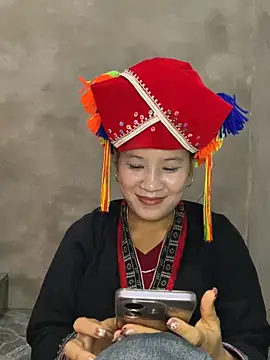 -Huong-99 online show from 02/17/26, 02:41