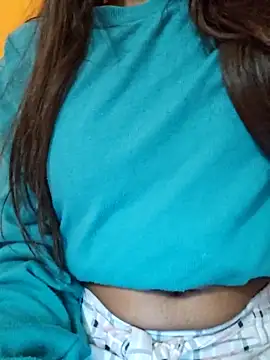 Snapshot of Hot__girls001 chatting on 11/15/25, 12:34 Hot girls001 online show from 11/15/25, 12:34