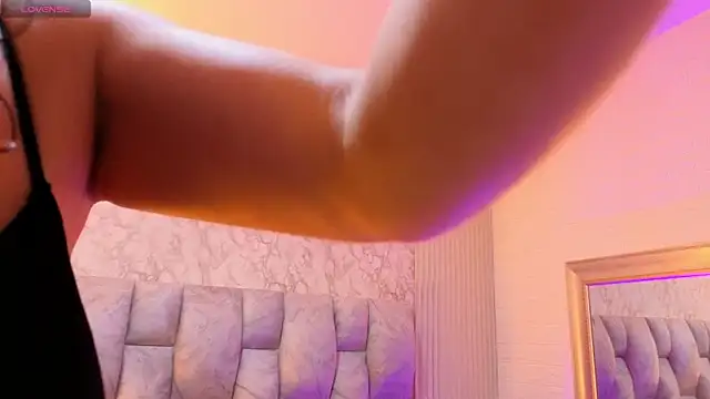 Snapshot of ScarlettNyx chatting on 02/13/26, 11:28 ScarlettNyx online show from 02/13/26, 11:28